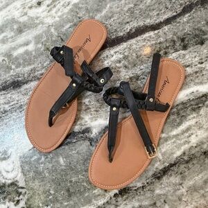 American Eagle Strappy Sandals Size 8